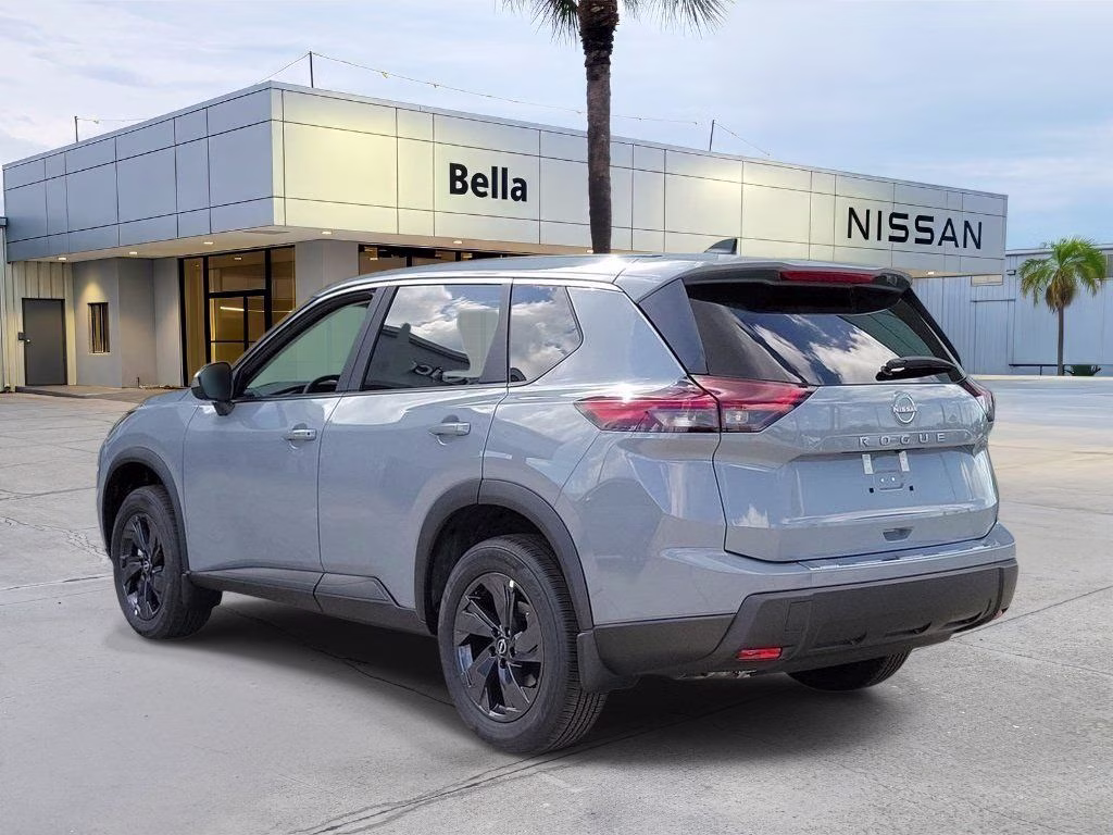 2026 Boulder Gray Pearl Nissan Rogue SV FWD SUV