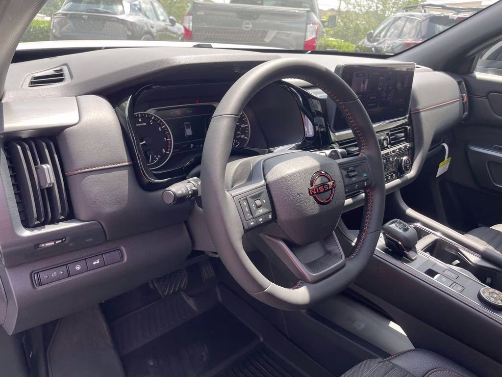 2026 Everest White Pearl Tricoat Nissan Pathfinder Rock Creek 4X4 SUV