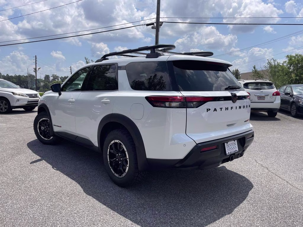 2026 Everest White Pearl Tricoat Nissan Pathfinder Rock Creek 4X4 SUV
