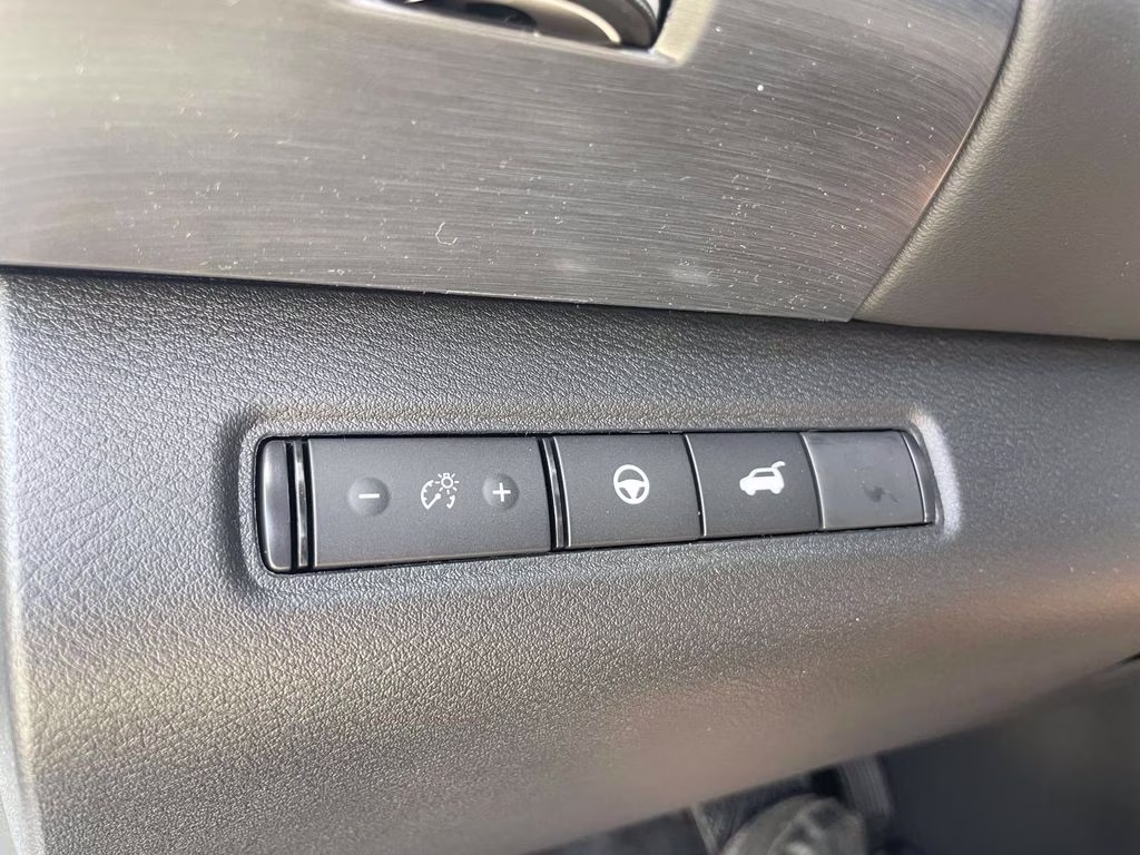 2026 Everest White Pearl Tricoat Nissan Pathfinder Rock Creek 4X4 SUV
