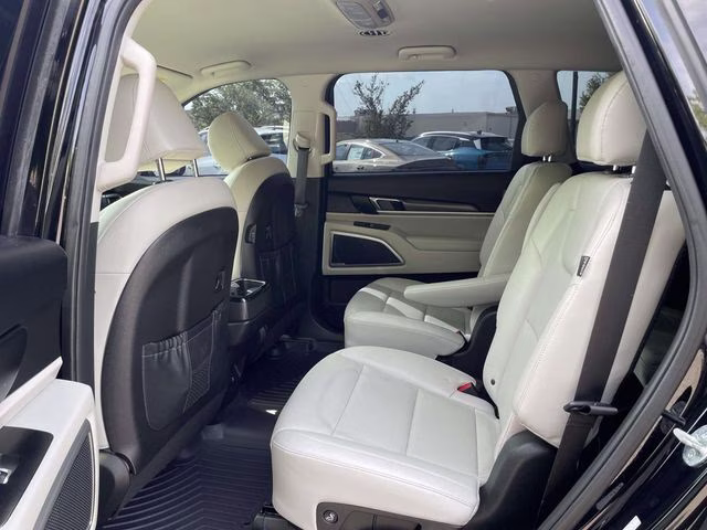 2023 Ebony Black Kia Telluride S FWD SUV