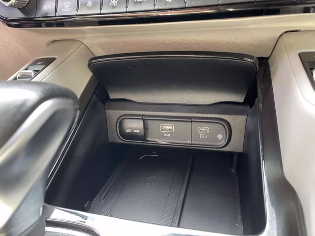 2023 Ebony Black Kia Telluride S FWD SUV