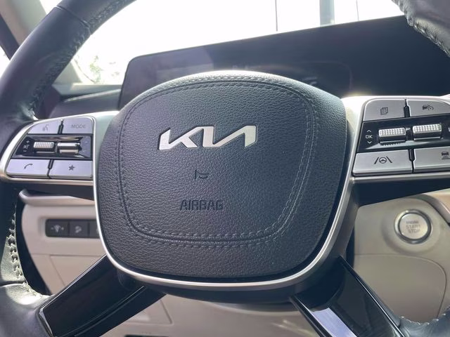 2023 Ebony Black Kia Telluride S FWD SUV