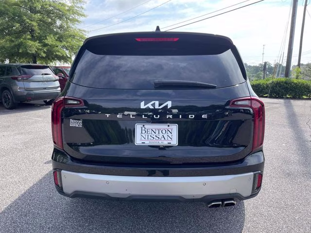 2023 Ebony Black Kia Telluride S FWD SUV