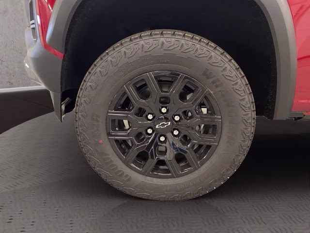 2026 Chevrolet Colorado Trail Boss - Photo 10