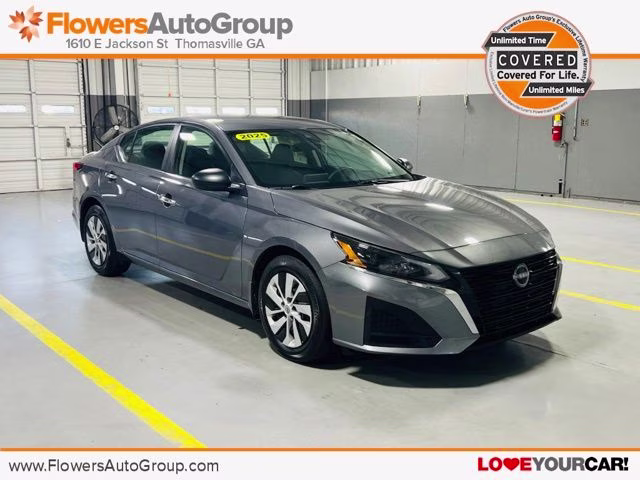 2025 Gun Metallic Nissan Altima 2.5 S FWD Sedan