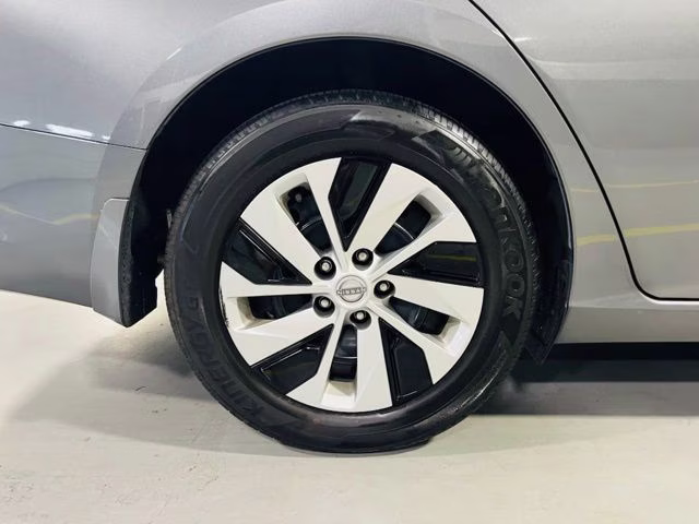 2025 Gun Metallic Nissan Altima 2.5 S FWD Sedan