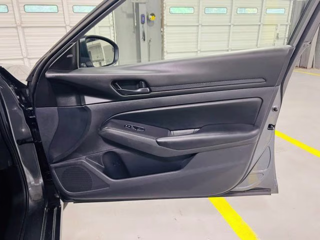 2025 Gun Metallic Nissan Altima 2.5 S FWD Sedan