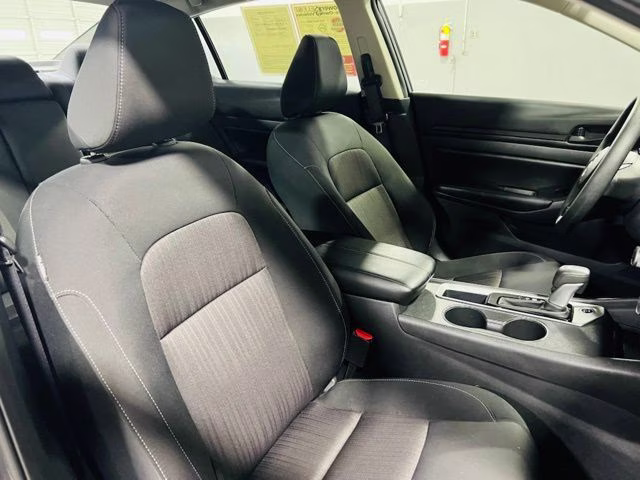 2025 Gun Metallic Nissan Altima 2.5 S FWD Sedan