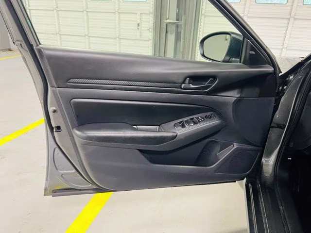 2025 Gun Metallic Nissan Altima 2.5 S FWD Sedan