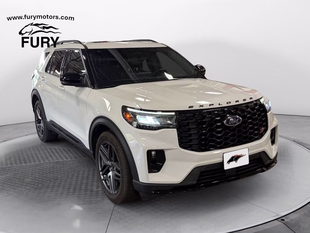 2025 Star White Metallic Tri-Coat Ford Explorer ST 4WD w/Bluecruise Equip 4X4 SUV