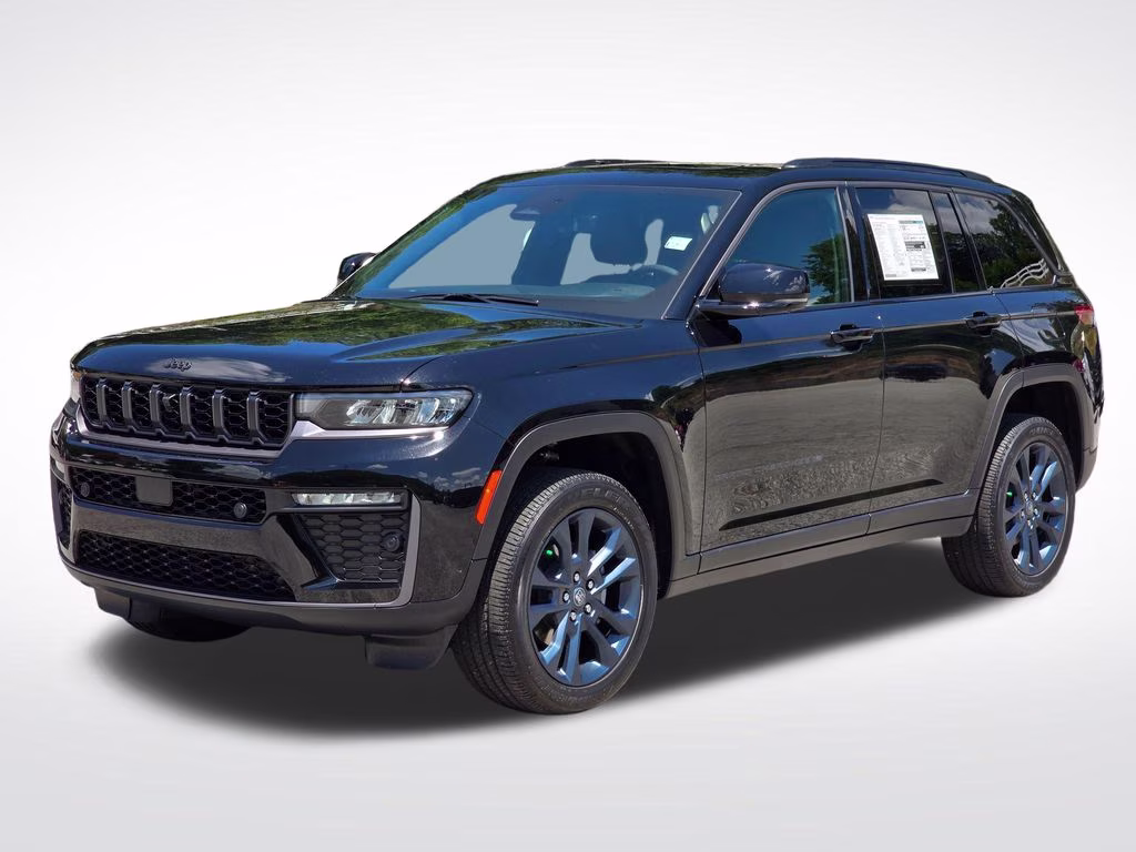 2026 Diamond Black Crystal Pearlcoat Jeep Grand Cherokee Limited 4X4 SUV