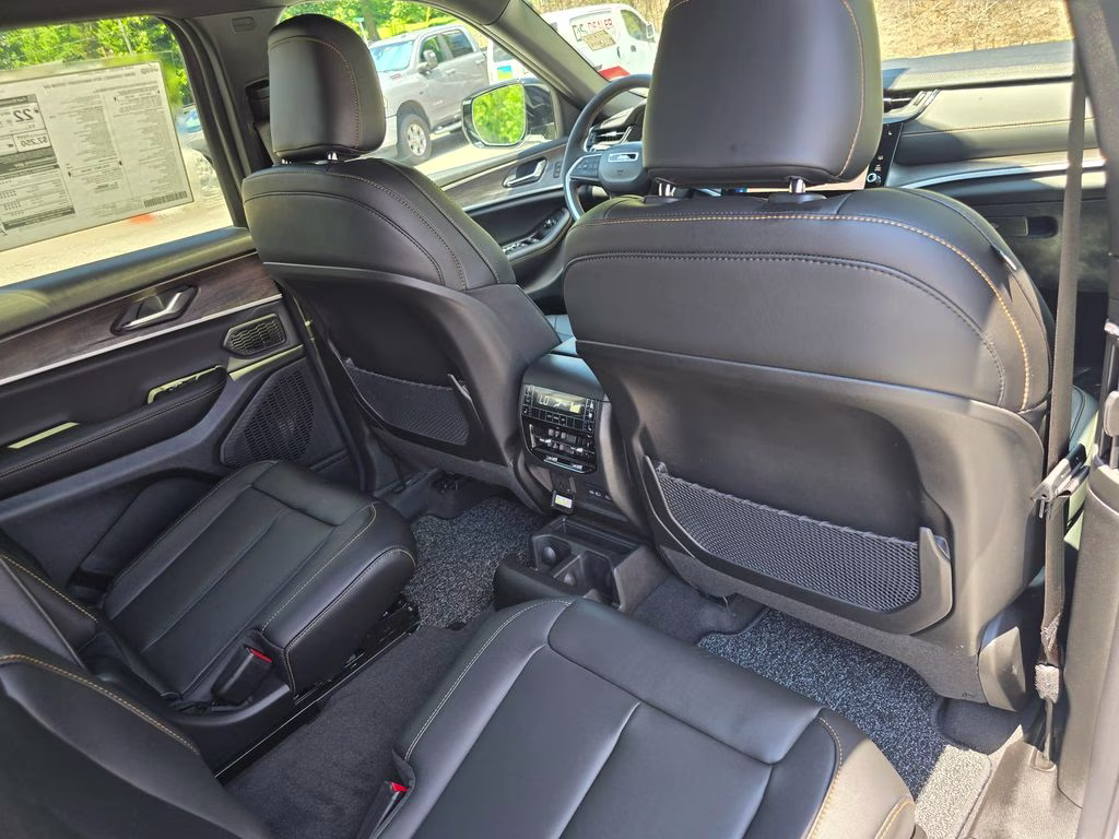 2026 Bright White Clearcoat Jeep Grand Cherokee L Limited 4X4 SUV