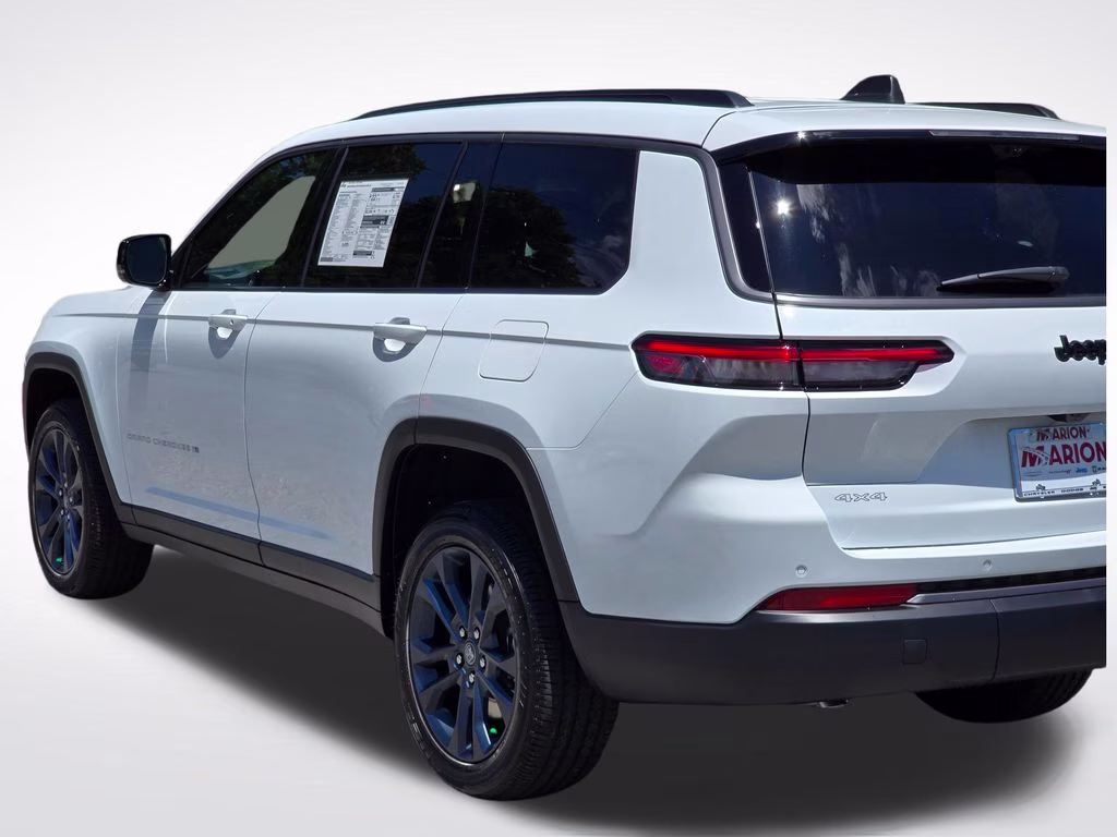 2026 Bright White Clearcoat Jeep Grand Cherokee L Limited 4X4 SUV