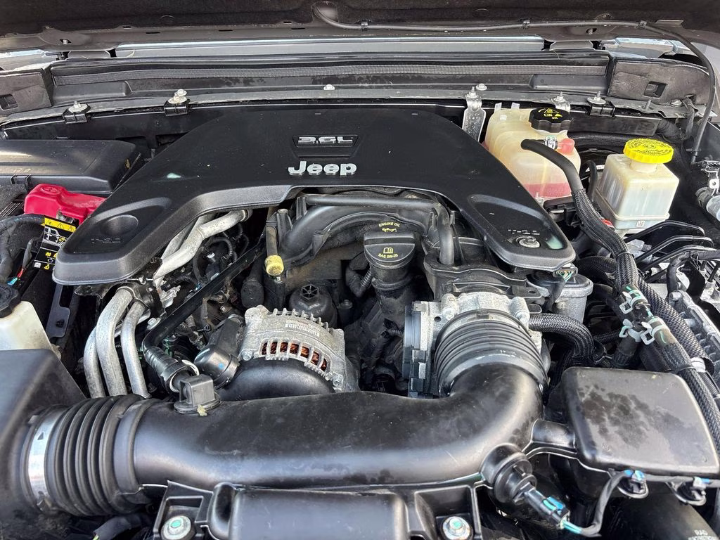 2020 Sting-Gray Clearcoat Jeep Gladiator Rubicon 4X4 Truck