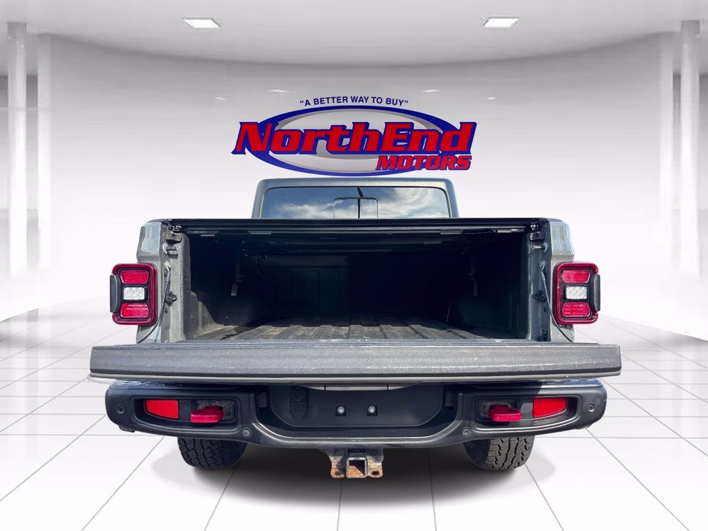 2020 Sting-Gray Clearcoat Jeep Gladiator Rubicon 4X4 Truck