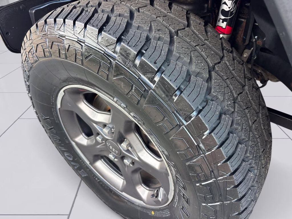 2020 Sting-Gray Clearcoat Jeep Gladiator Rubicon 4X4 Truck