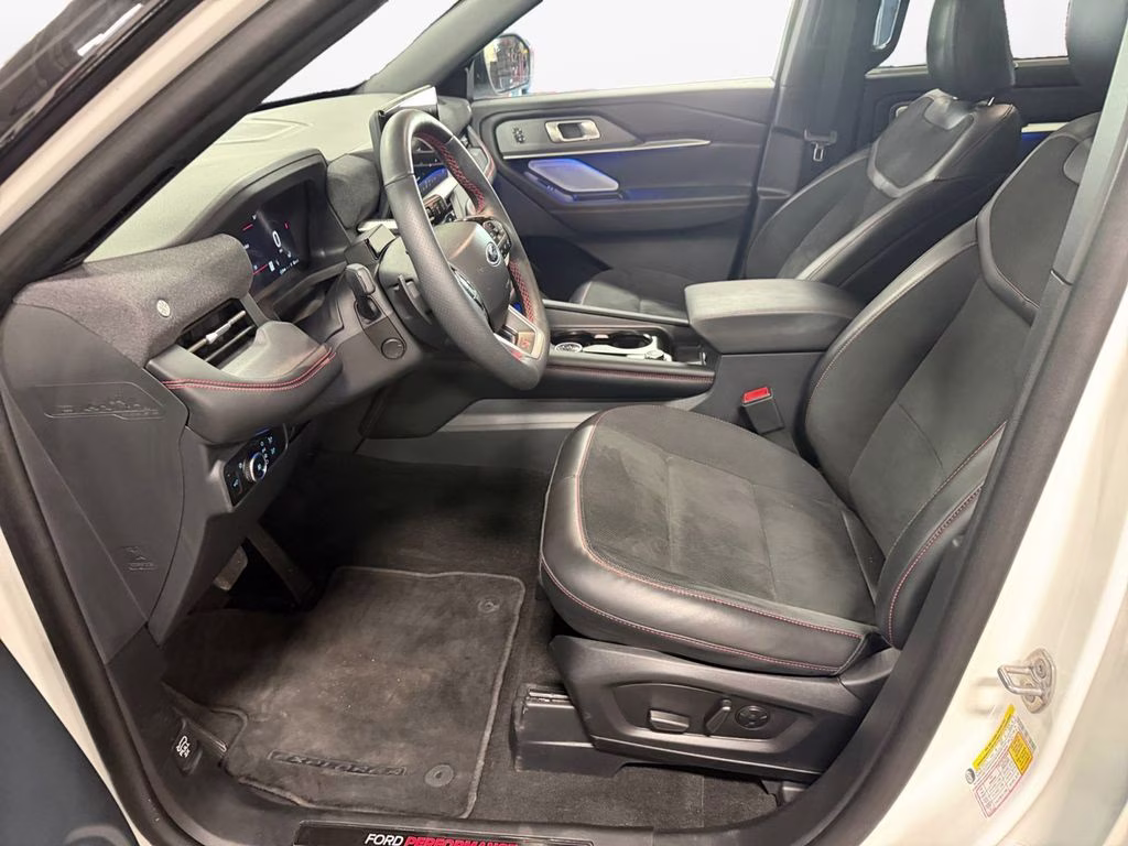 2025 Star White Metallic Tri-Coat Ford Explorer ST 4WD w/Bluecruise Equip 4X4 SUV