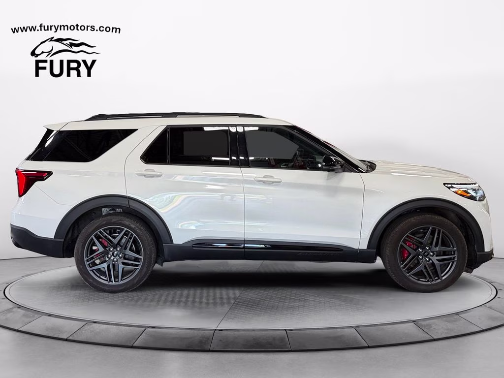 2025 Star White Metallic Tri-Coat Ford Explorer ST 4WD w/Bluecruise Equip 4X4 SUV