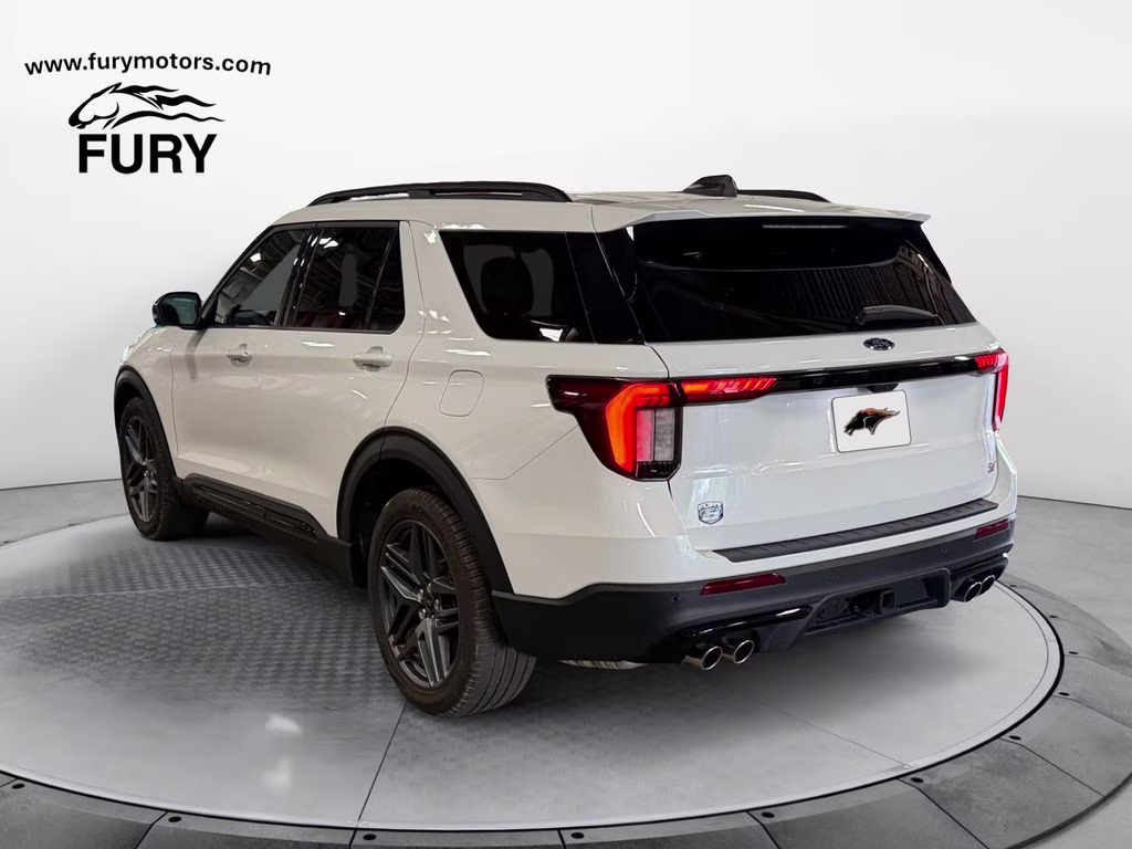 2025 Star White Metallic Tri-Coat Ford Explorer ST 4WD w/Bluecruise Equip 4X4 SUV