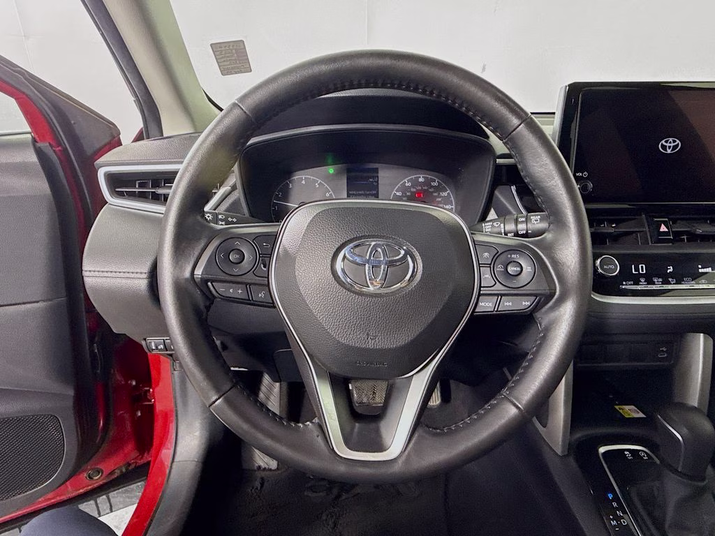 2023 Barcelona Red Metallic Toyota Corolla Cross LE FWD SUV
