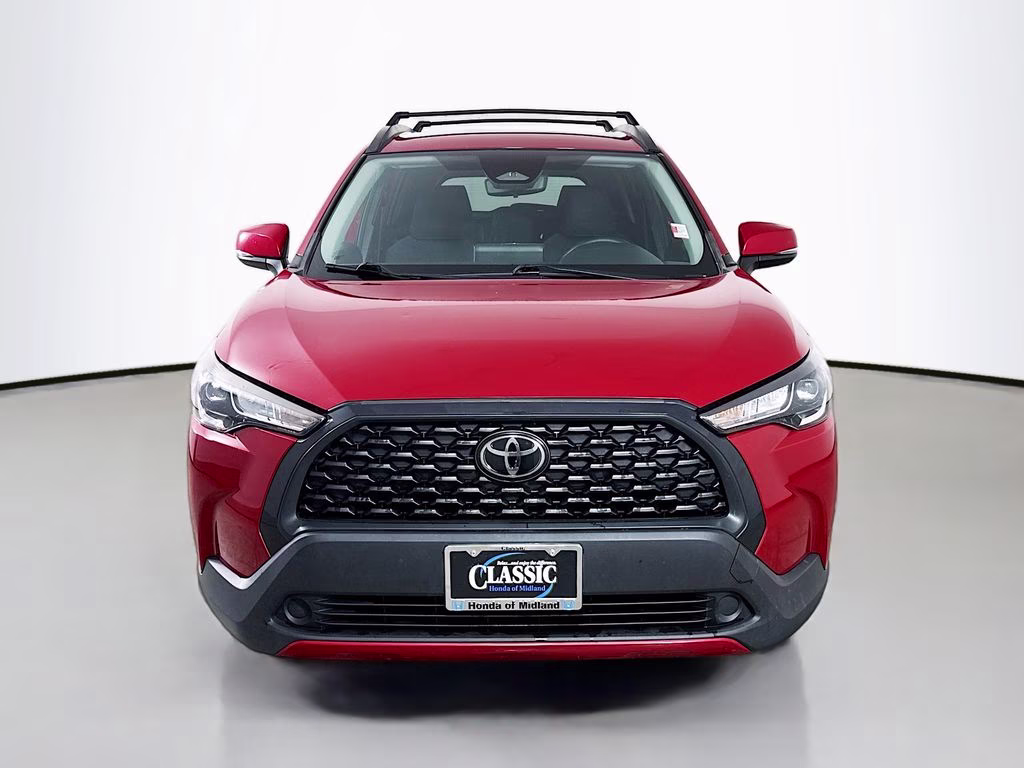 2023 Barcelona Red Metallic Toyota Corolla Cross LE FWD SUV