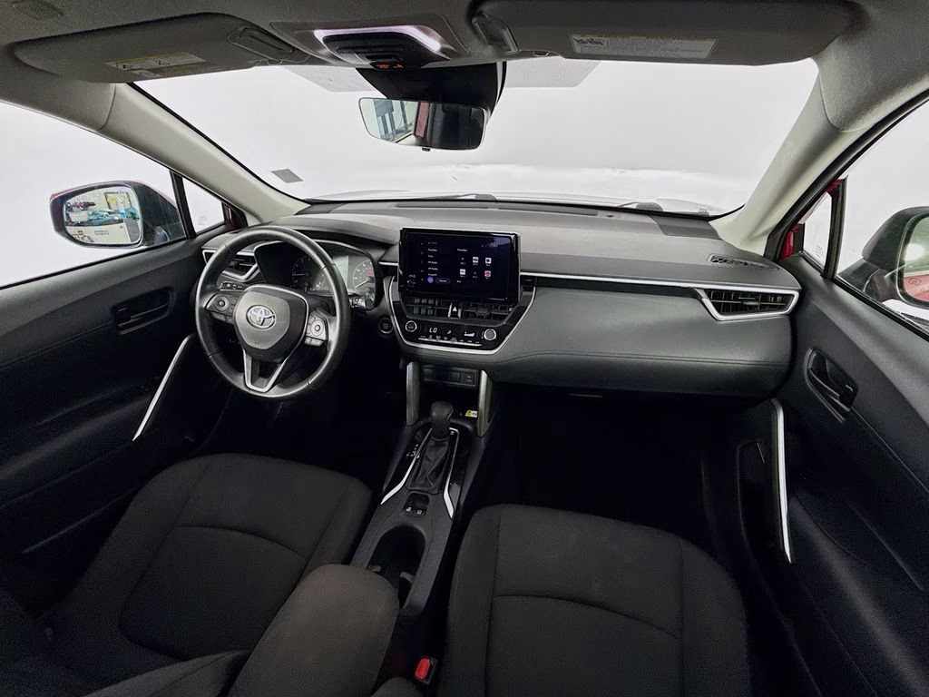 2023 Barcelona Red Metallic Toyota Corolla Cross LE FWD SUV