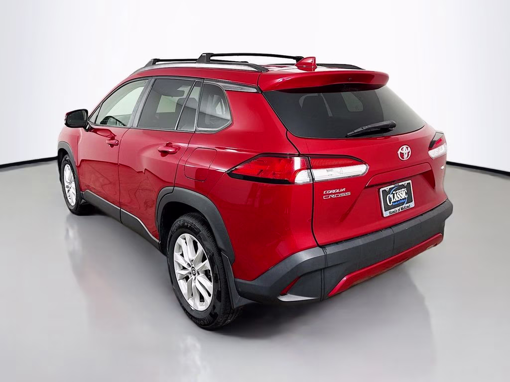 2023 Barcelona Red Metallic Toyota Corolla Cross LE FWD SUV
