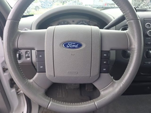2008 White Ford F-150 XLT 4X4 Truck