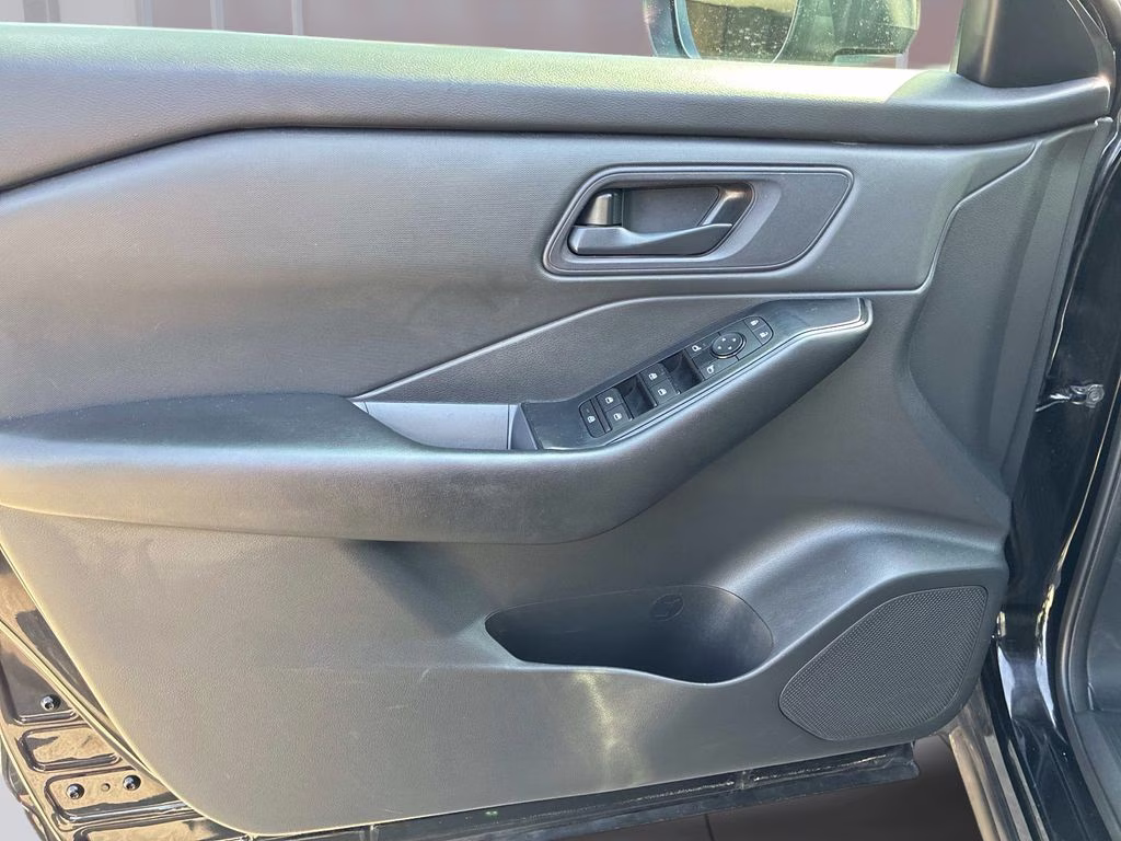 2024 Super Black Nissan Rogue S FWD SUV