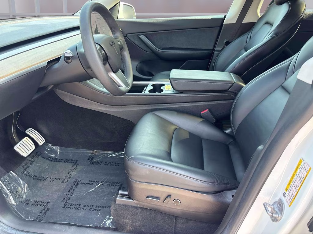 2021 White Tesla Model Y Performance AWD SUV