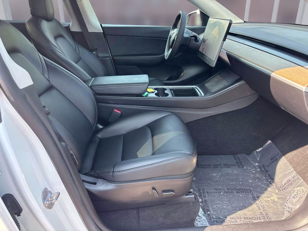 2021 White Tesla Model Y Performance AWD SUV