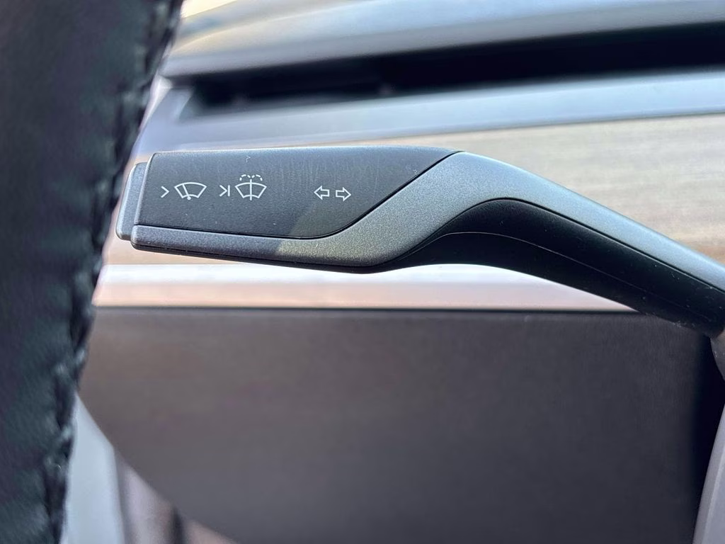 2021 White Tesla Model Y Performance AWD SUV