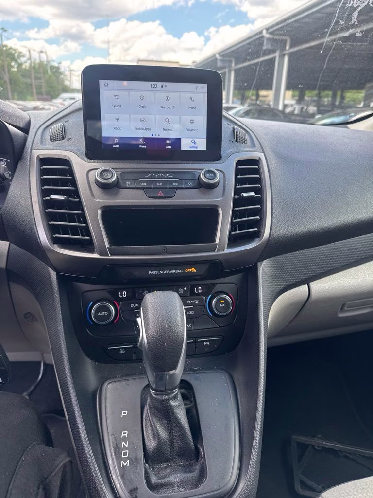 2022 Silver Ford Transit Connect XLT FWD Crossover