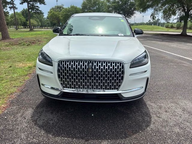2025 White Metallic Lincoln Corsair Premiere FWD SUV