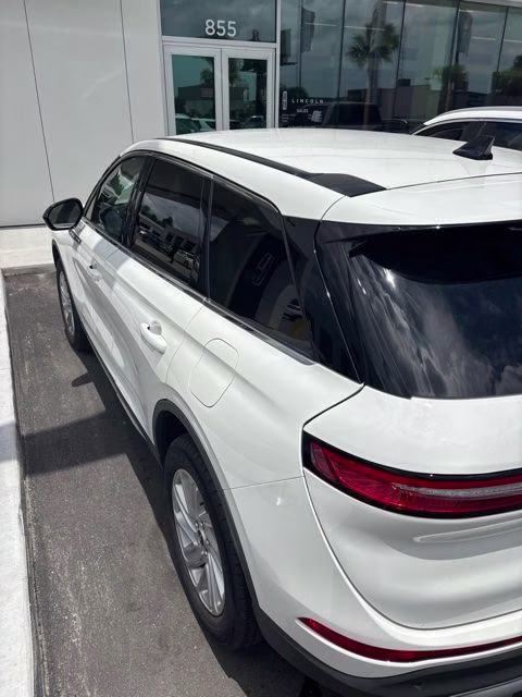 2025 White Metallic Lincoln Corsair Premiere FWD SUV