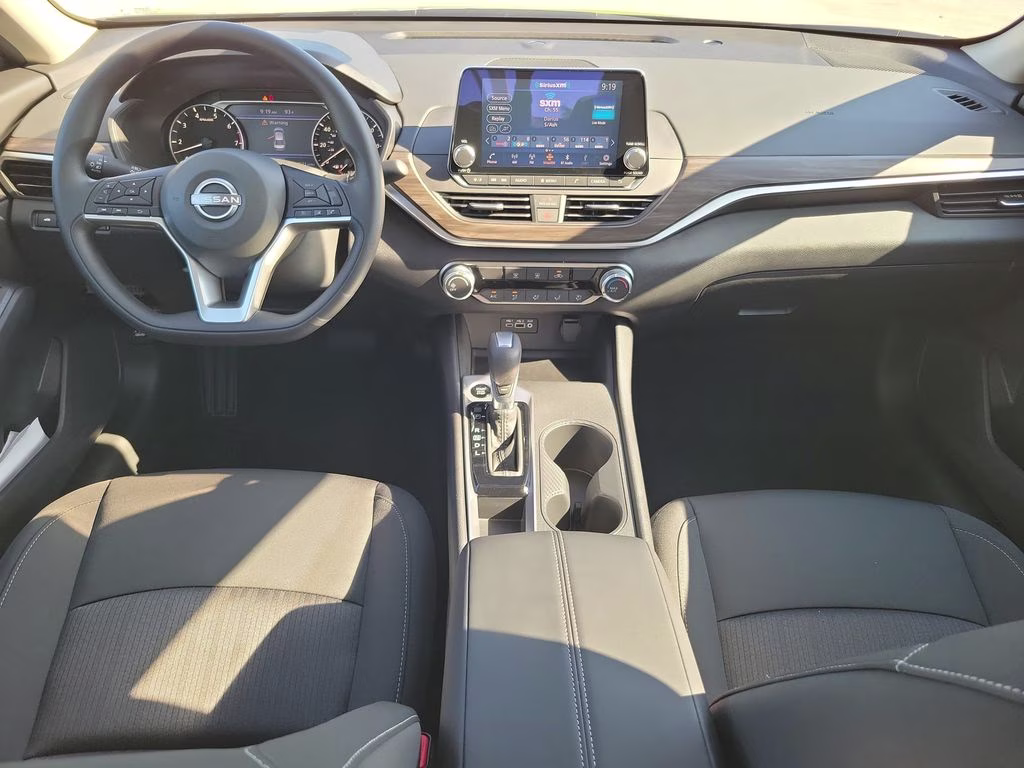 2026 Super Black Clearcoat Nissan Altima 2.5 SV FWD Sedan