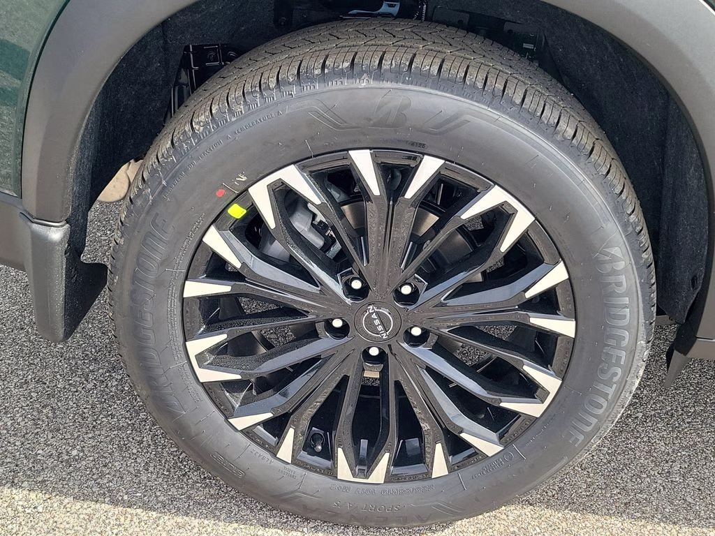 2026 Obsidian Green Nissan Rogue Dark Armor FWD SUV