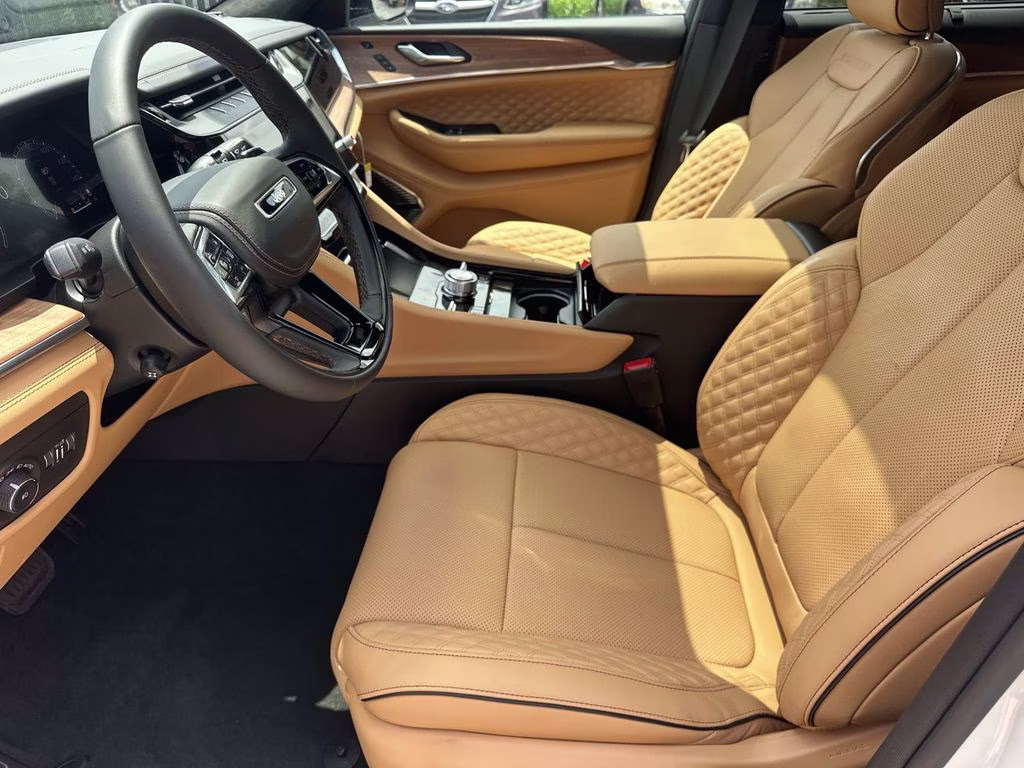 2026 Bright White Clearcoat Jeep Grand Cherokee Summit 4X4 SUV