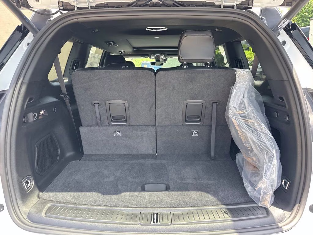 2026 Bright White Clearcoat Jeep Grand Cherokee L Limited 4X4 SUV