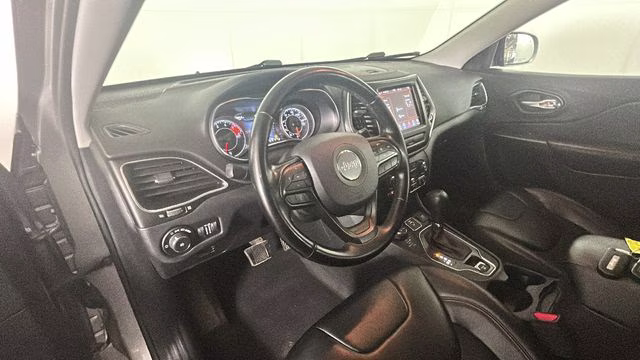 2020 Billet Silver Metallic Clearcoat Jeep Cherokee Trailhawk 4X4 SUV