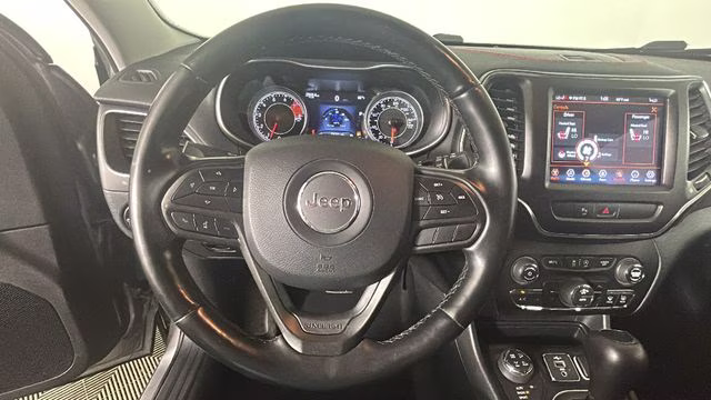 2020 Billet Silver Metallic Clearcoat Jeep Cherokee Trailhawk 4X4 SUV
