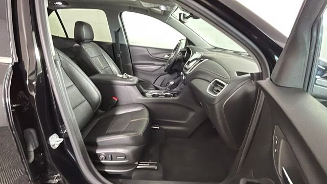 2023 Mosaic Black Metallic Chevrolet Equinox Premier AWD SUV