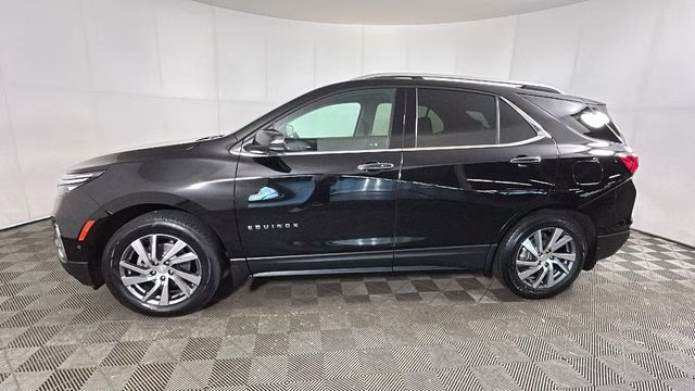 2023 Mosaic Black Metallic Chevrolet Equinox Premier AWD SUV