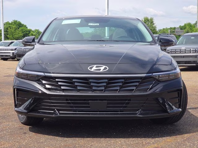 2026 Abyss Black Hyundai Elantra Limited FWD Sedan