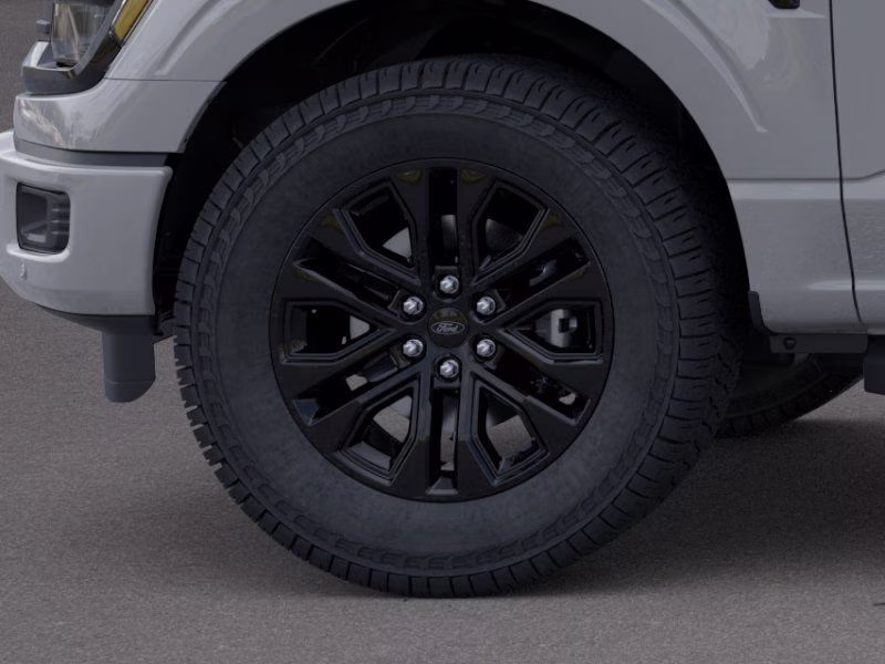 2026 Avalanche Ford F-150 XLT RWD Truck