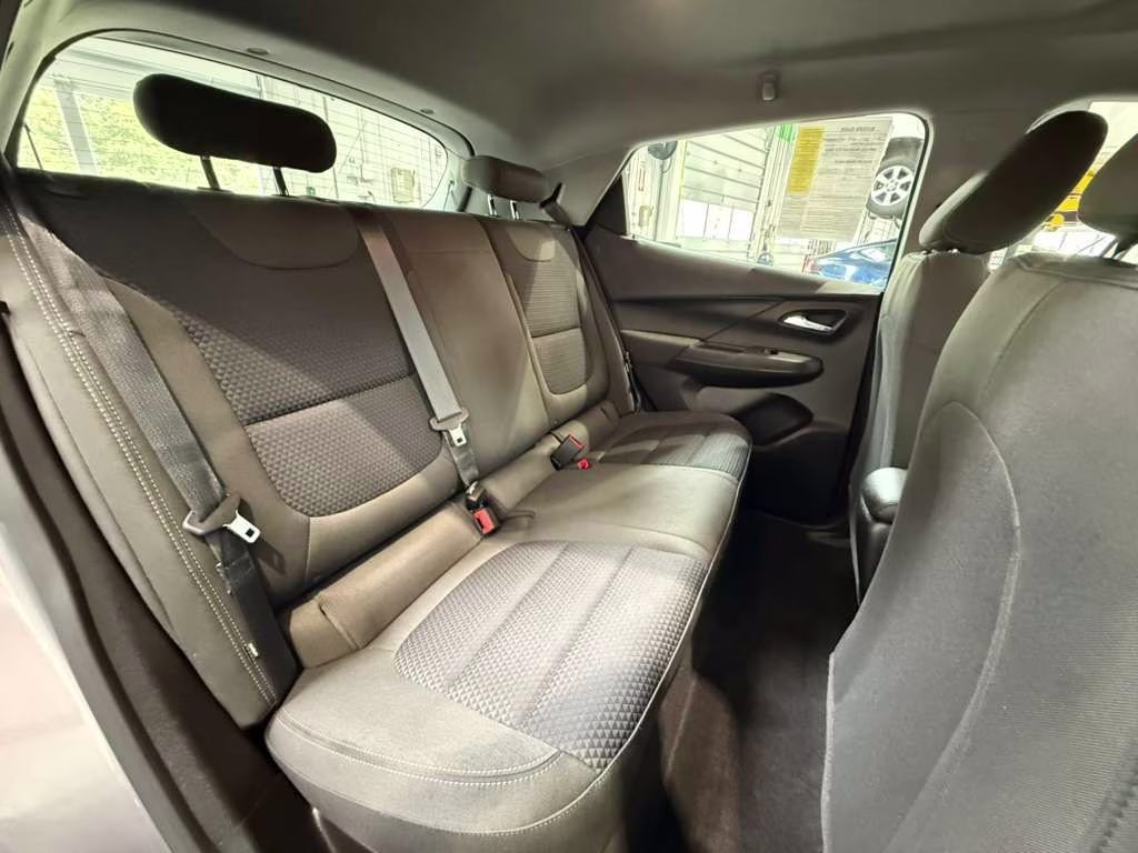 2023 Gray Ghost Metallic Chevrolet Bolt EV 1LT FWD Crossover