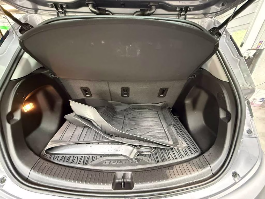 2023 Gray Ghost Metallic Chevrolet Bolt EV 1LT FWD Crossover