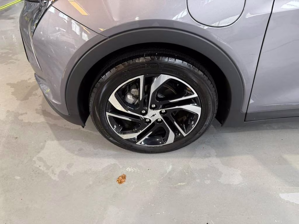 2023 Gray Ghost Metallic Chevrolet Bolt EV 1LT FWD Crossover