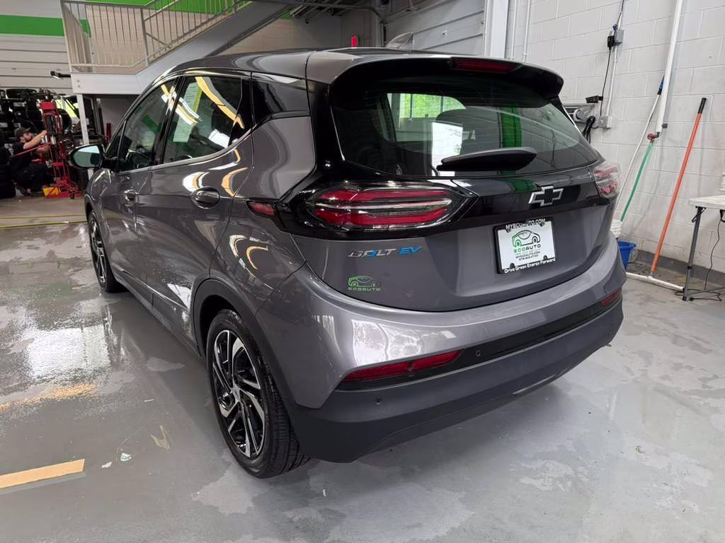 2023 Gray Ghost Metallic Chevrolet Bolt EV 1LT FWD Crossover